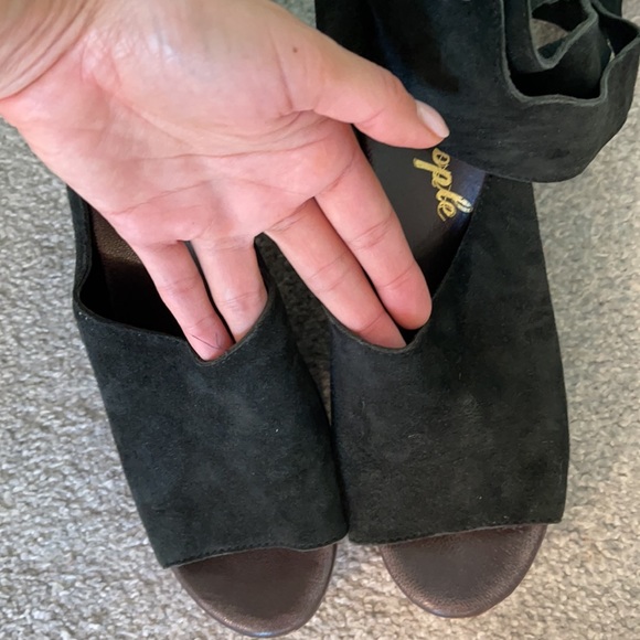 Free People Johnny Was Understated Leather Black Gladiator Platform size 40 - 9 - Picture 3 of 10